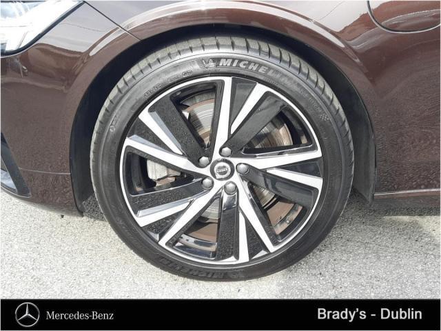 Image for 2021 Volvo V90 V90 R-Design AWD PHEV 253+87 Motor 