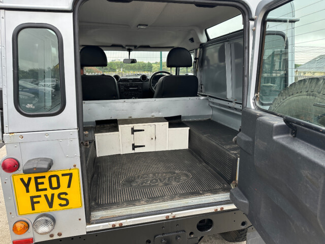 Image for 2007 Land Rover Defender COUNTY HARD TOP