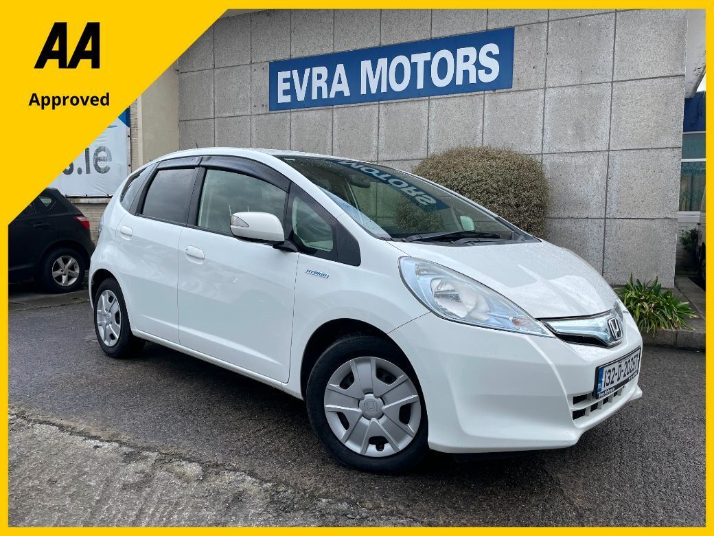 Image for 2013 Honda Jazz **END OF SUMMER SALE €1, 000 REDUCTION**1.3 PETROL HYBRID AUTO 5DR 