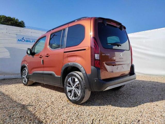 Image for 2023 Peugeot Rifter New GT Line Wheelchair Accessible