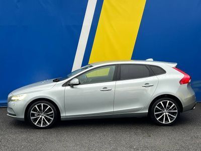 2018 Volvo V40