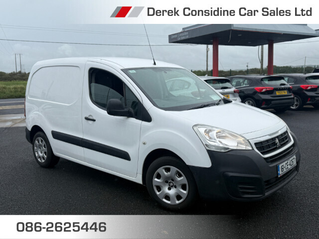 vehicle for sale from Derek Considine Car Sales Ltd
