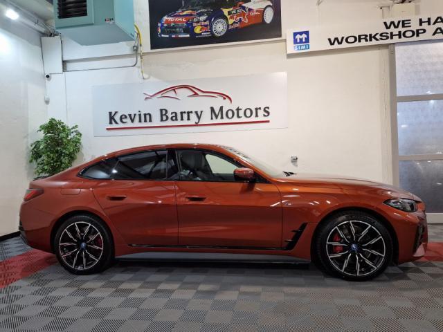 Image for 2023 BMW i4 eDRIVE40 (COMFORT+ / PRO / TECH PACKS) M SPORT AUTOMATIC **HUGE SPEC / COMFORT ACCESS / COMFORT PLUS PACK / HEATED STEERING WHEEL / HARMAN KARDON SOUND / HEADS UP DISPLAY / WIRELESS PHONE CHARGING**