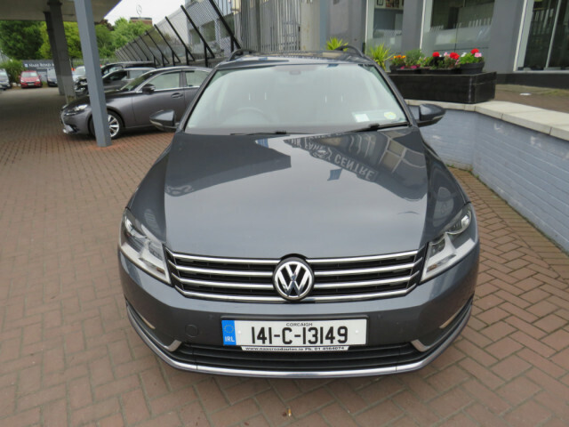 Image for 2014 Volkswagen Passat 1.6 TDI EXECUTIVE BLUEMOTION 1 105PS 5DR // ALLOYS // FULL LEATHER // SAT-NAV // BLUETOOTH // CRUISE CONTROL // MFSW // NAAS ROAD AUTOS EST 1991 // CALL 01 4564074 // SIMI DEALER 2023 