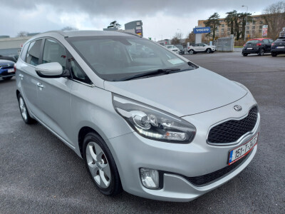 2015 Kia Carens