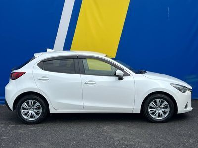 2017 Mazda Demio