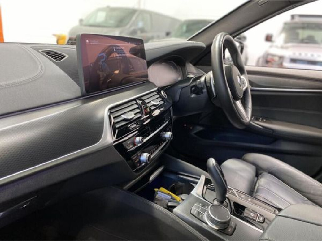 2021 BMW 5 Series