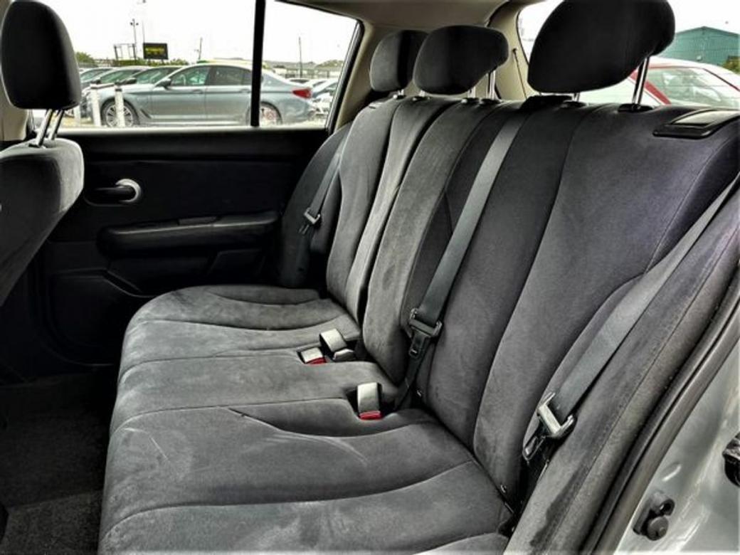 2010 Nissan Tiida