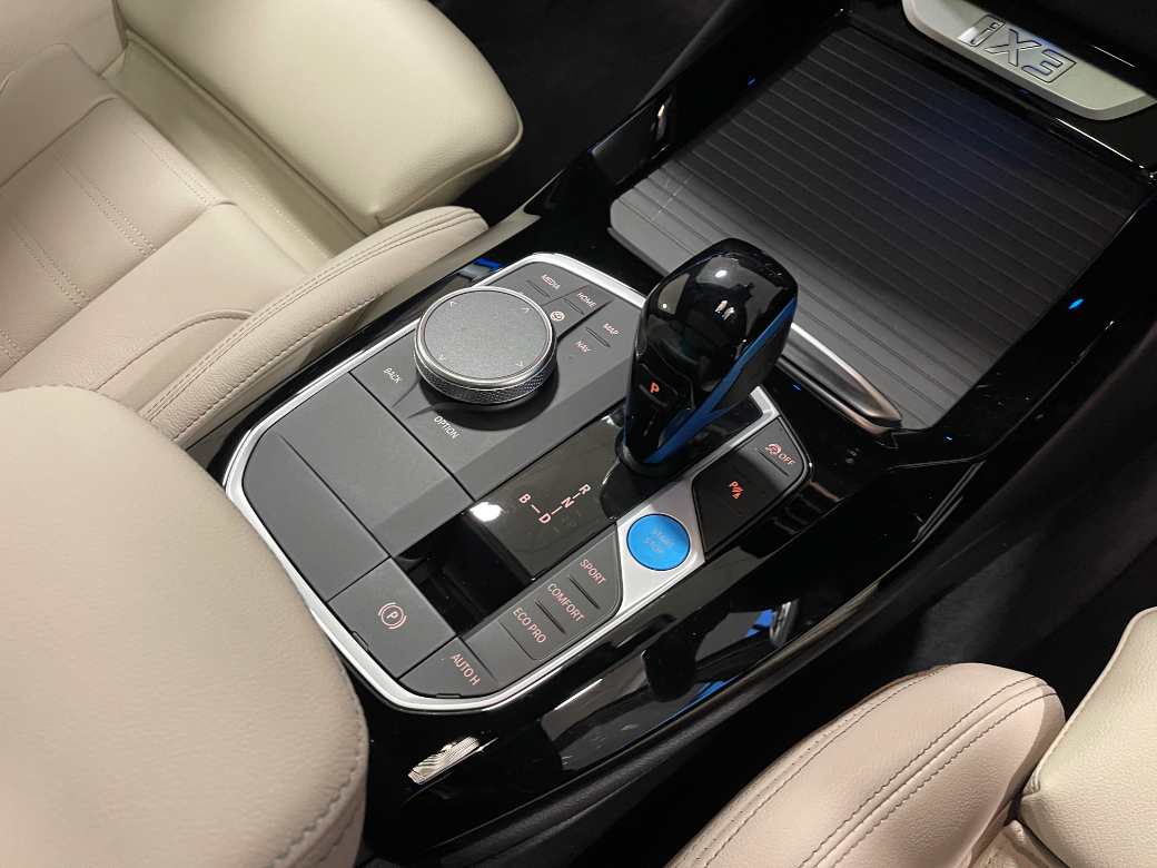 2022 BMW iX3