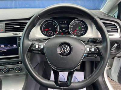 2017 Volkswagen Golf