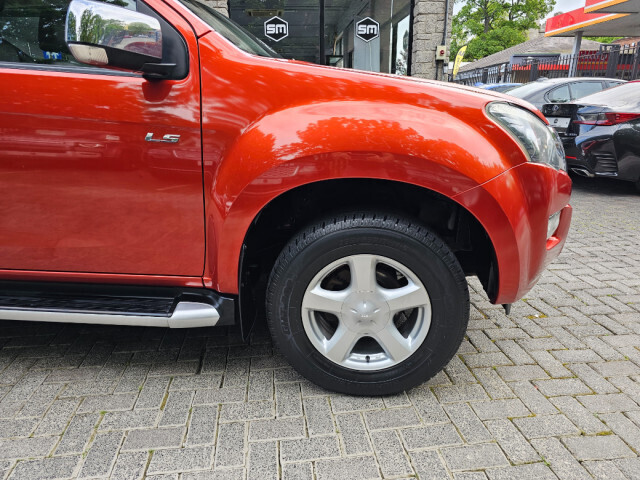 Image for 2016 Isuzu D-MAX 2.5 D-MAX. FINANCE ARRANGED. WWW. SARSFIELDMOTORS. IE