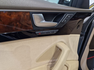 2011 Audi A8