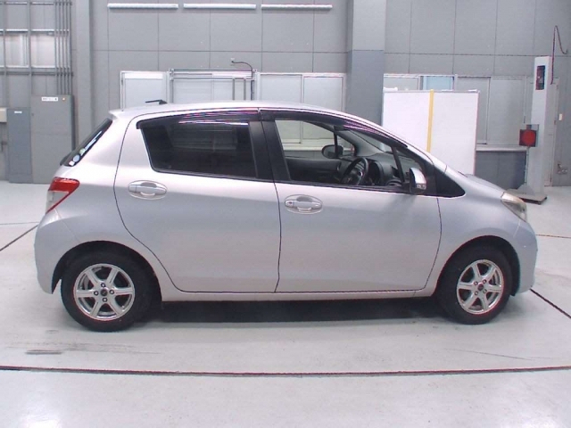 Image for 2012 Toyota Vitz 