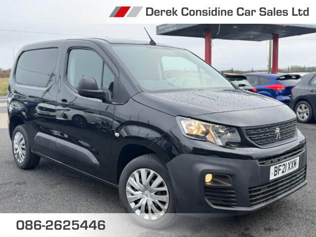 vehicle for sale from Derek Considine Car Sales Ltd
