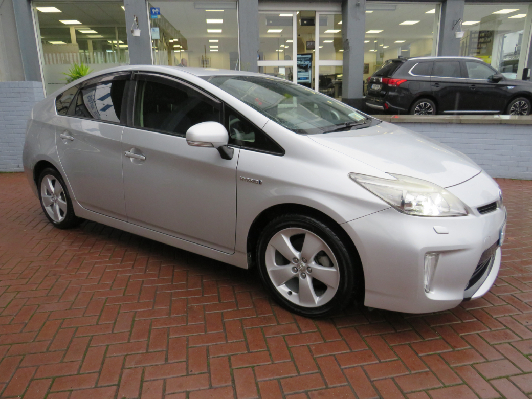 Image for 2014 Toyota Prius ZVW30 5DR AUTOMATIC // IMMACULATE CONDITION INSIDE AND OUT // ALLOYS // AIR-CON // BLUETOOTH WITH MEDIA PLAYER // CENTRAL LOCKING // MFSW // NAAS ROAD AUTOS EST 1991 // CALL 01 4564074 // SIMI DEALER 
