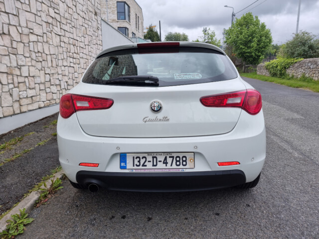 Image for 2013 Alfa Romeo Giulietta 1.6 Jtdm 2 105 Lus/vel 4DR