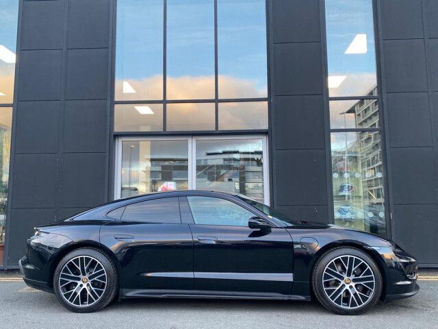 Image for 2022 Porsche Taycan RWD EV Auto 