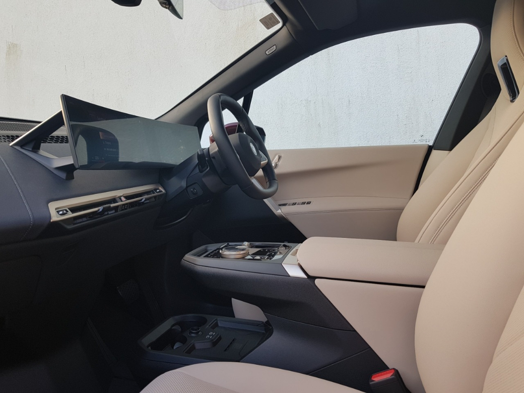 2023 BMW iX