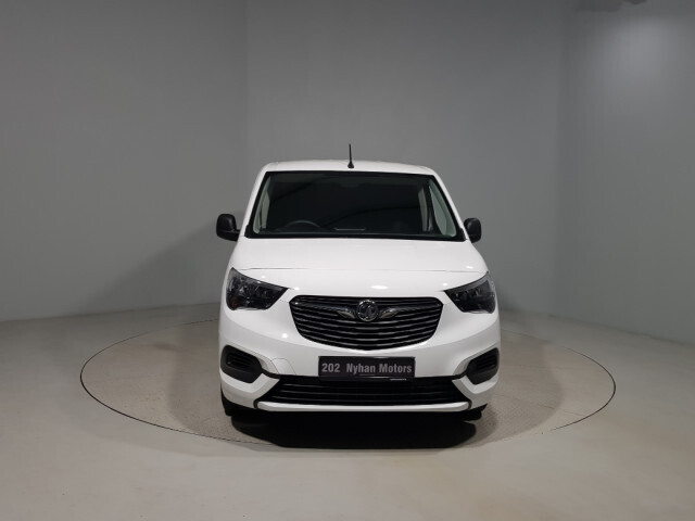 Image for 2020 Opel Combo L2H1 2300 SPORTIVE S/S