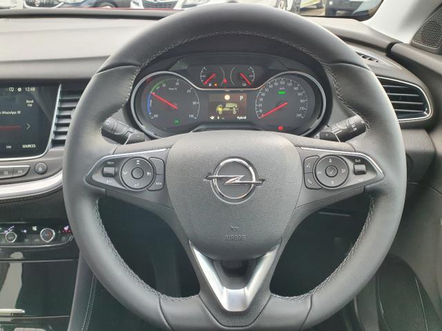Image for 2021 Opel Grandland X PHEV Elite 1.6 225PS