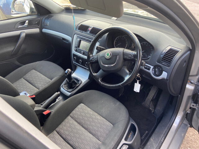 Image for 2012 Skoda Octavia Ambi 1.6 CR TDI 105HP 4DR