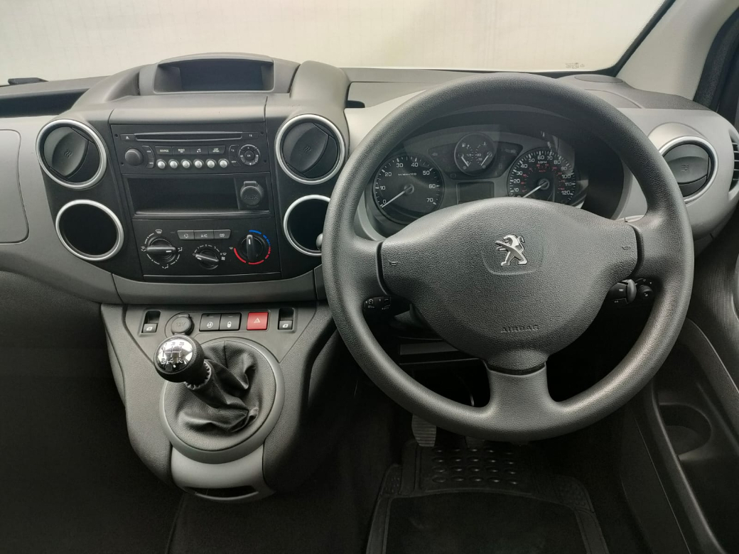 2017 Peugeot Partner Tepee