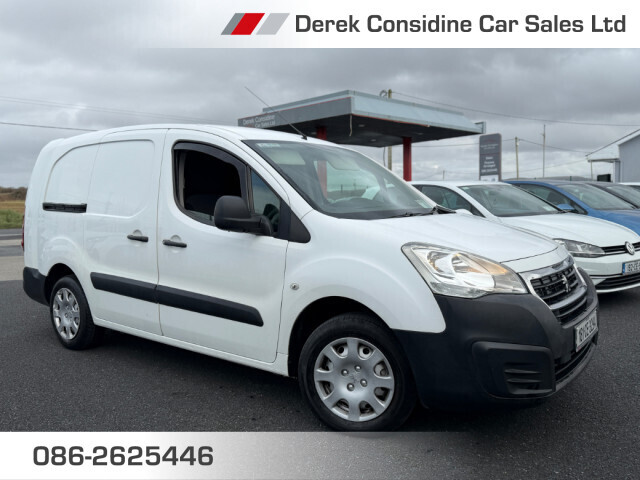 vehicle for sale from Derek Considine Car Sales Ltd