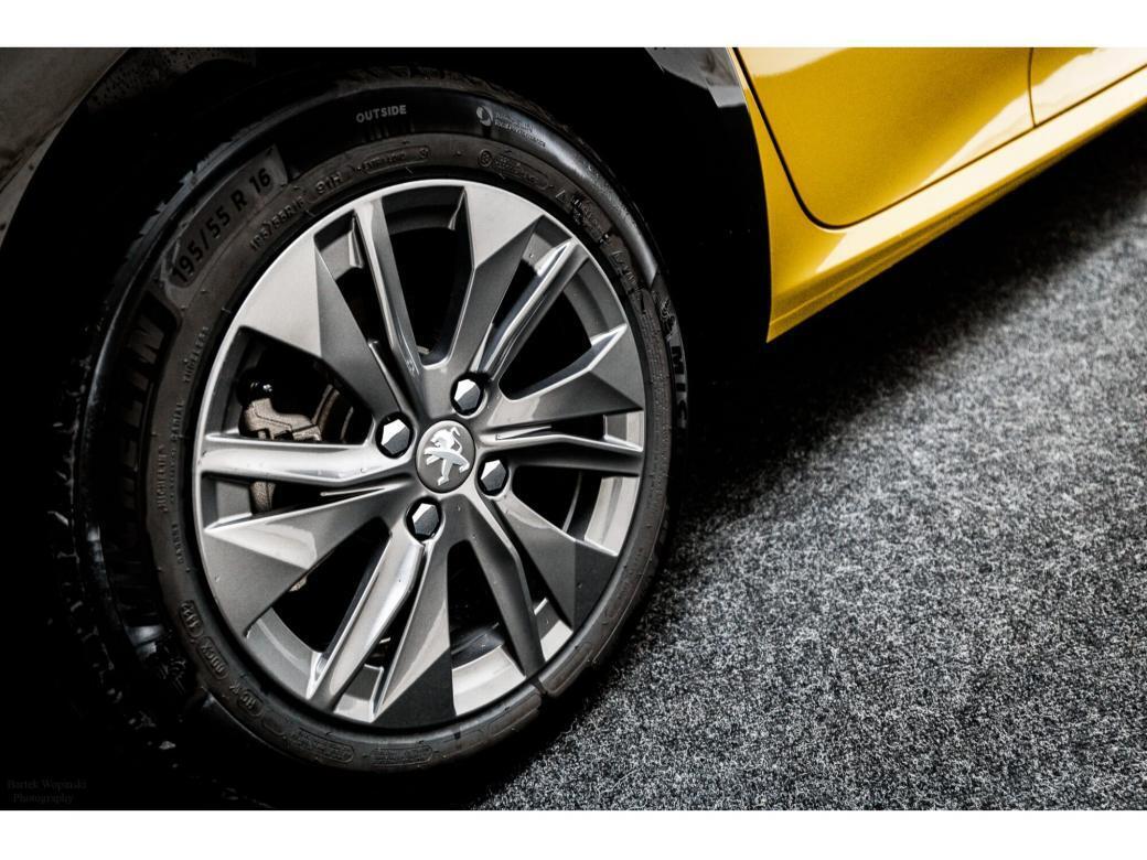 2023 Peugeot 208