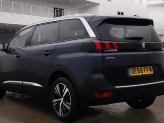 Image for 2018 Peugeot 5008 7 Seater Allure