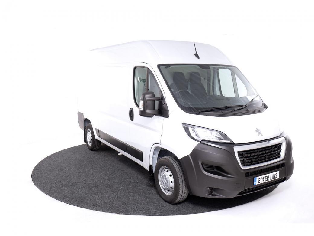 Image for 2022 Peugeot Boxer 335 L2 H2 2.2 Blue HDI 140 6.3