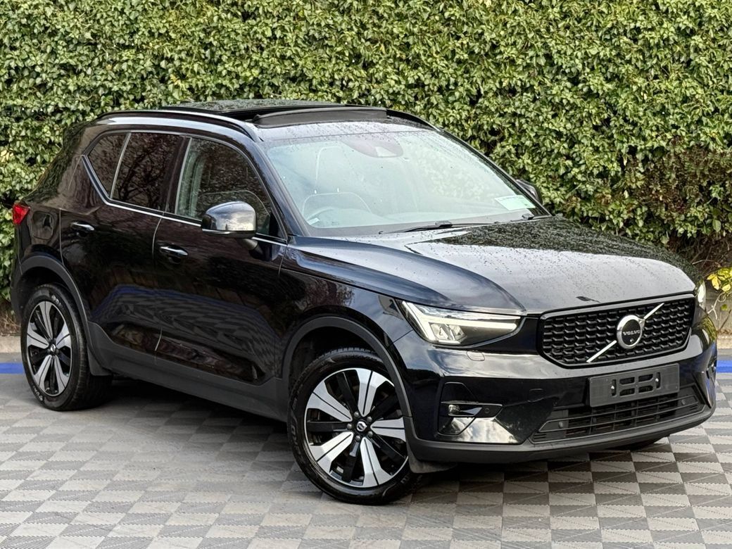 2022 Volvo XC40
