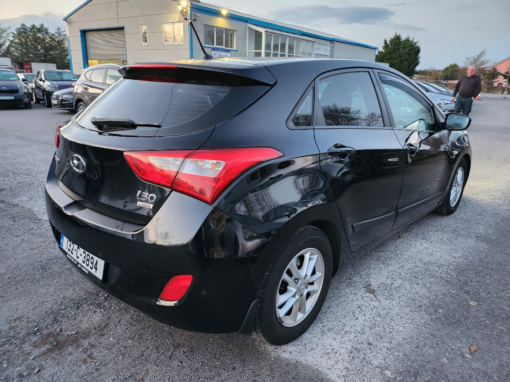 i30