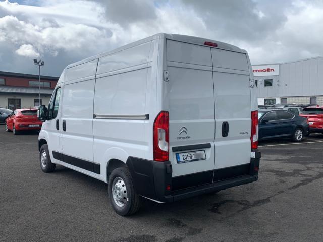Image for 2023 Citroen Relay DEMO 33 L2H2 BLUEHDI 140 3DR, SATNAV, AIRCON.