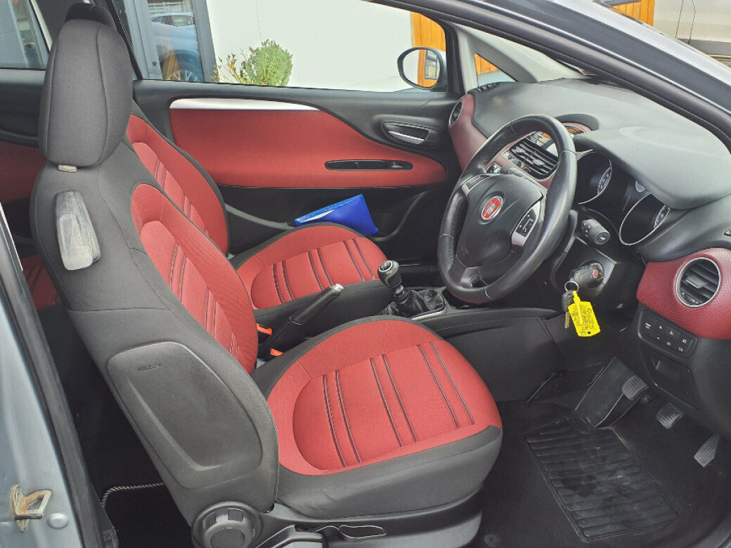 2012 Fiat Punto