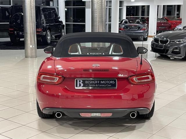 Image for 2019 Fiat 124 Spider 1.4 PETROL LUSSO CABRIOLET. ONLY 10, 000 MILES//LEATHER INTERIOR//SAT NAV. FULL SERVICE HISTORY. TAILORED FINANCE PACKAGES AVAIL. TRADE IN'S WELCOME.