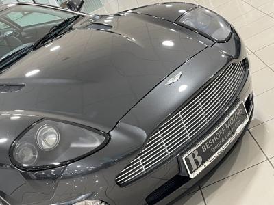 2003 Aston Martin Vanquish