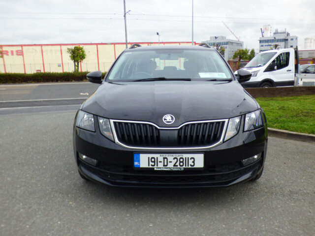 Image for 2019 Skoda Octavia 1.6 TDI 115 BHP AMBITION COMBI // ONE OWNER // EXCELLENT CONDITION // 03/25 NCT // DOCUMENTED SERVICE HISTORY // CRUISE, BLUETOOTH AND REVERSE CAMERA // 