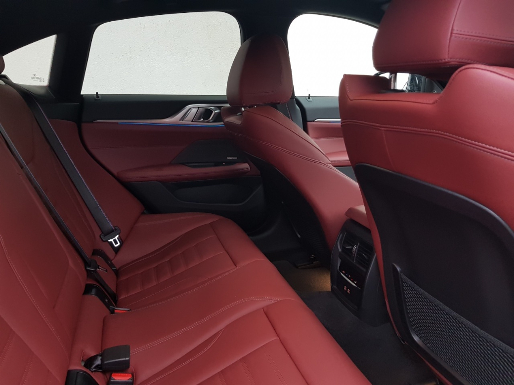 2022 BMW i4