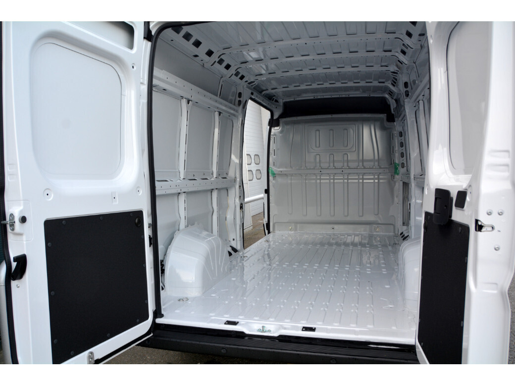 2023 Opel Movano