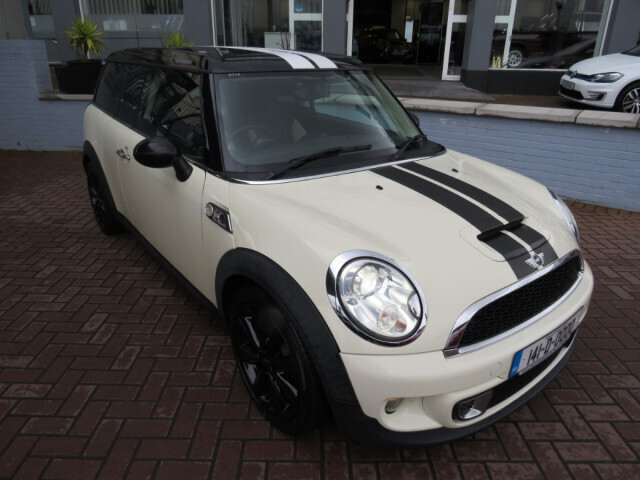 Image for 2014 Mini Clubman 1.6 AUTO COOPER S CLUBMAN S EDITION // IMMACULATE CONDITION INSIDE AND OUT // TWO TONE LEATHER ALCANTARA // ONE OFF CAR WELL WORTH VIEWING // AA APPROVED // CALL 01 4564074 // SIMI DEALER 2023 