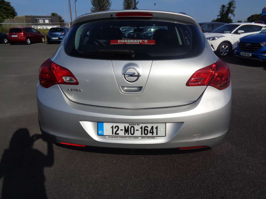 2012 Opel Astra