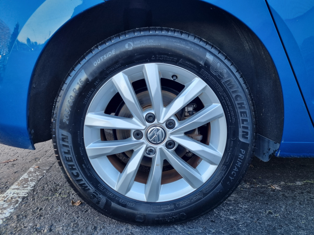 2016 Volkswagen Touran