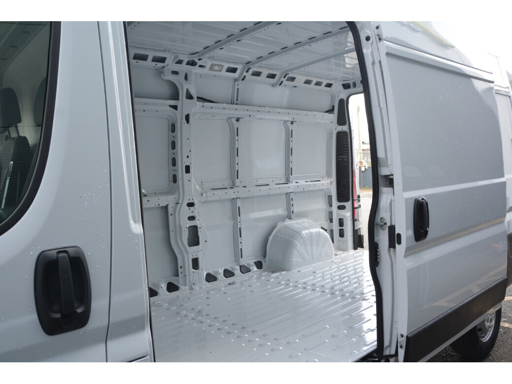 2023 Opel Movano