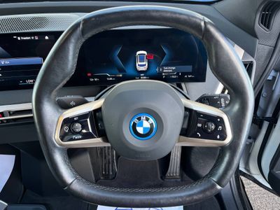 2022 BMW iX