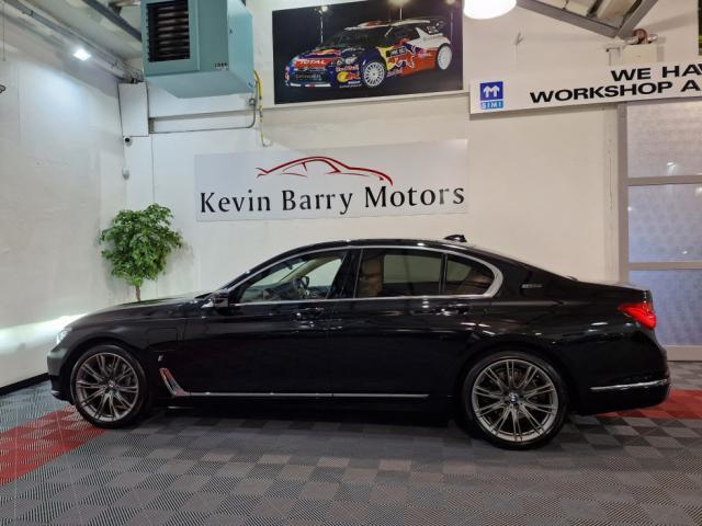 Image for 2018 BMW 7 Series 740E EXCLUSIVE (PLUG IN HYBRID) AUTOMATIC **TOP SPEC / CANBERRA BEIGE LEATHER / MASSAGE FRONT SEATS / GESTURE CONTROL / SOFT CLOSE DOORS / HEADS UP DISPLAY / REVERSE CAMERA / WIRELESS PHONE CHARGING**