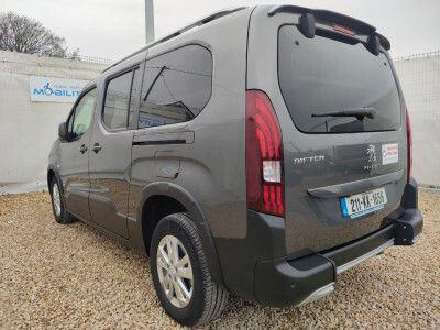 2021 Peugeot Rifter
