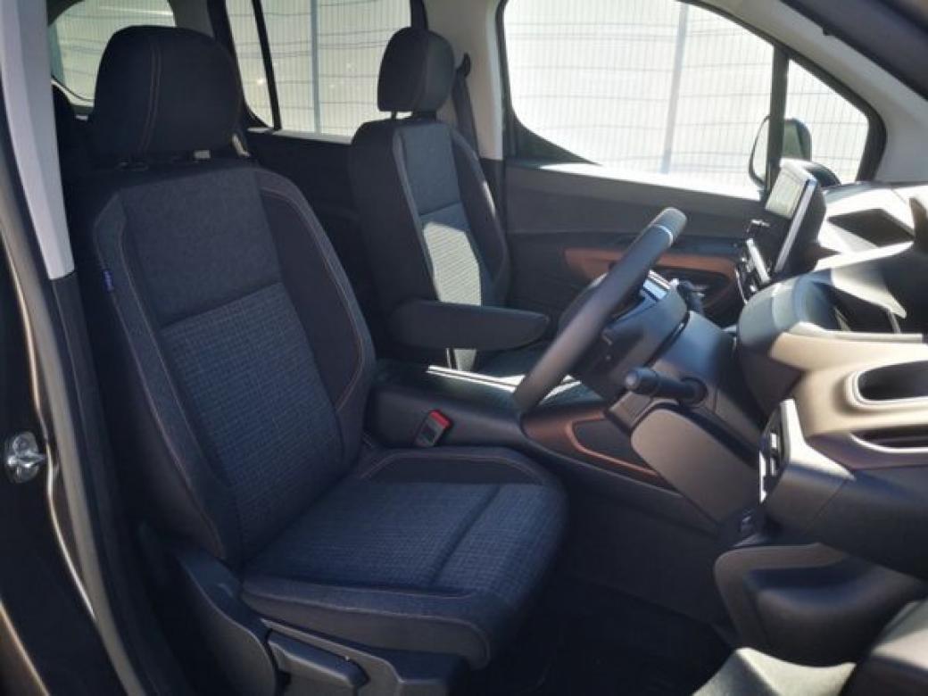 2023 Peugeot Rifter