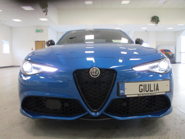 Image for 2023 Alfa Romeo Giulia 2.0 PETROL VELOCE 280 BHP-HEATED SEATS-RED CALIPERS-SPORT LEATHER SEATS
