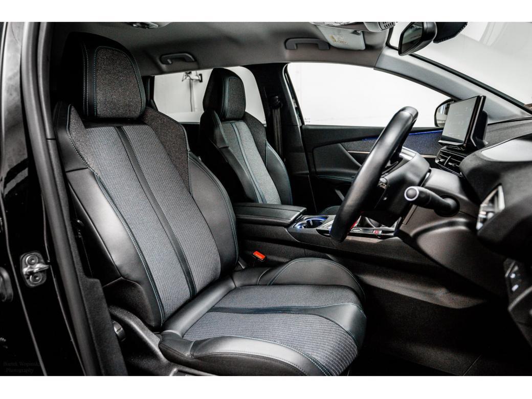 2021 Peugeot 5008