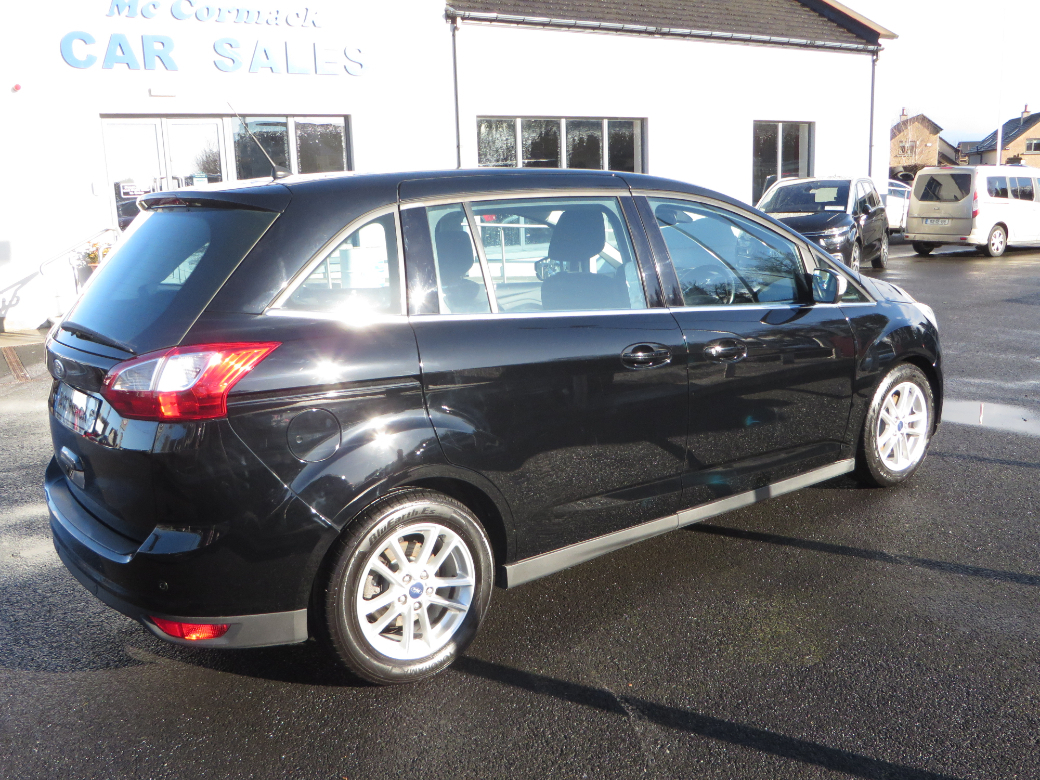 2016 Ford Grand C-Max